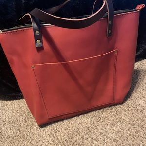 Portland Leather Large Zippered Tote Chili